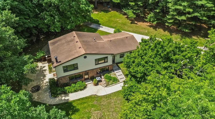 1368 E 16th Road, Streator, IL 61364 - #2