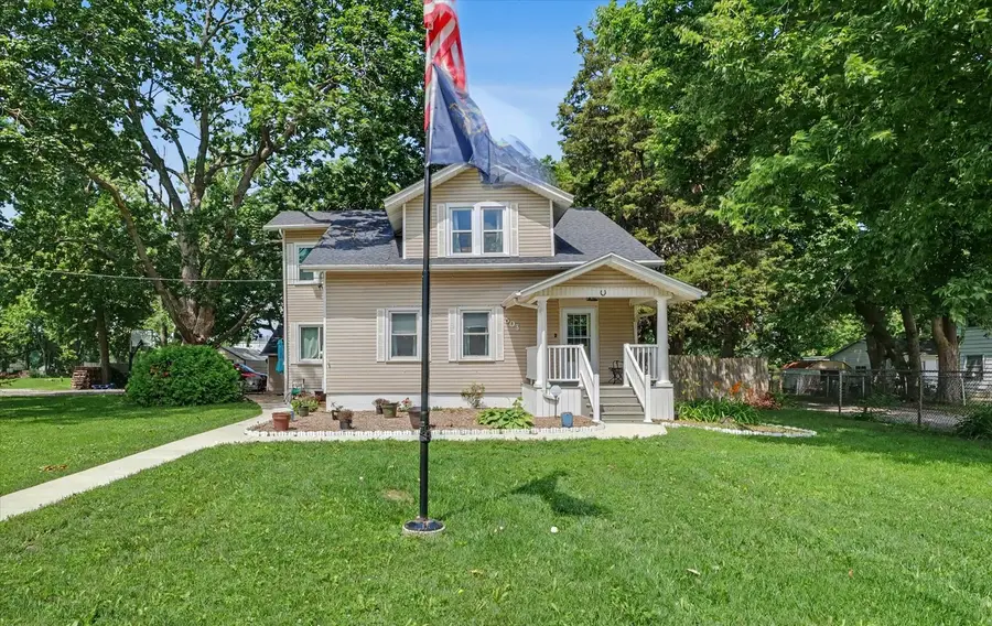 503 S Third Street, Fisher, IL 61843 - #2