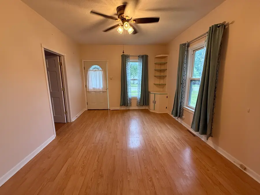 317 W Williams Street, Dwight, IL 60420 - #3