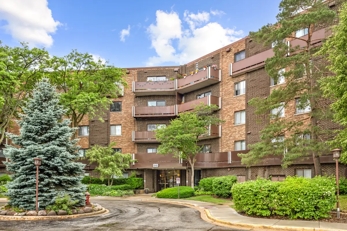 840 Wellington Avenue #218, Elk Grove Village, IL 60007 - #1