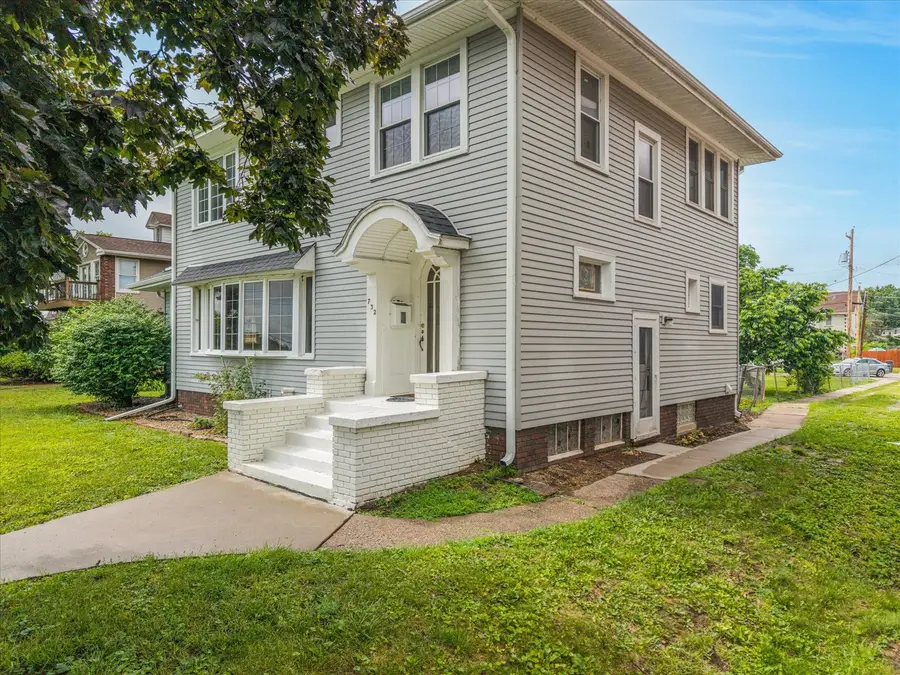 732 River Drive, Bettendorf, IA 52722 - #2