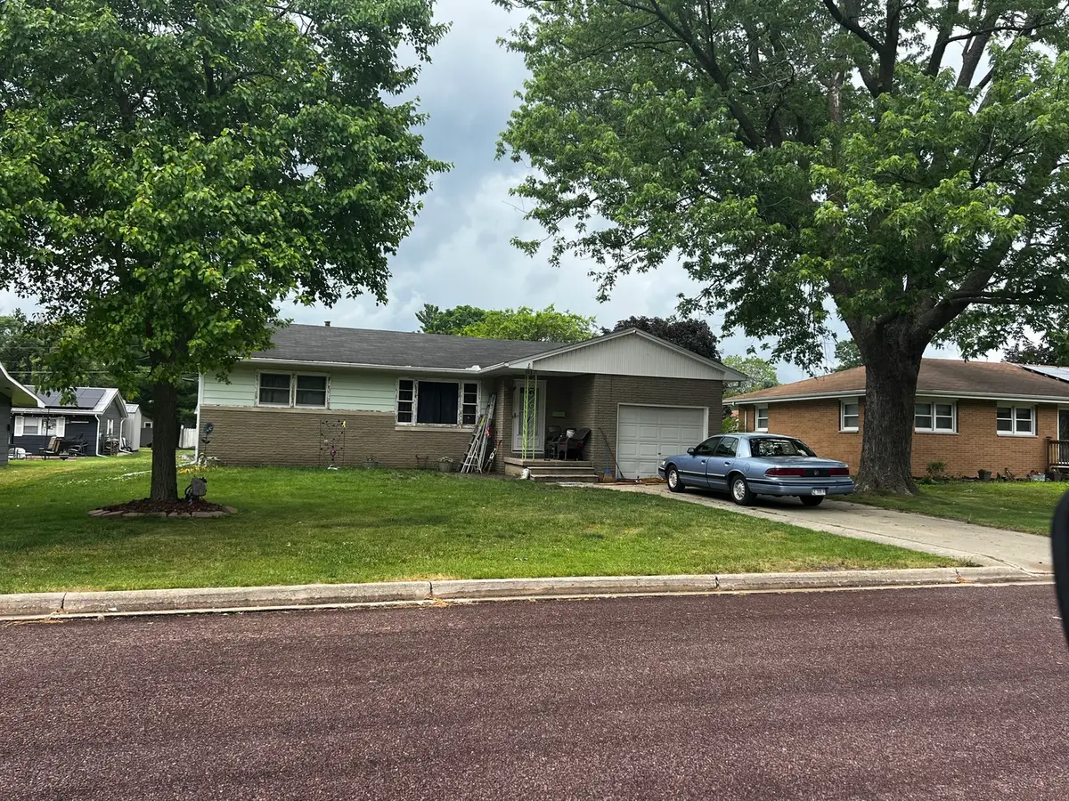 617 S Melvin Street, Gibson City, IL 60936 - #1