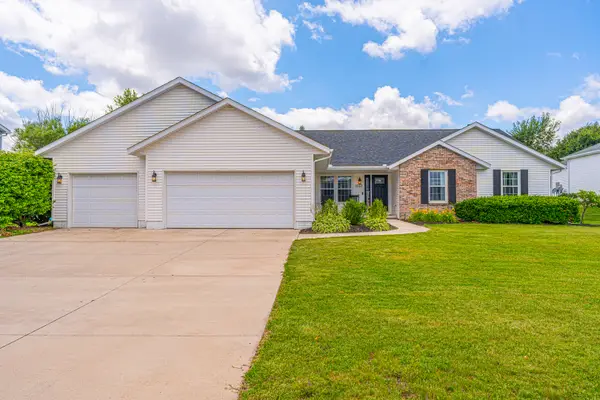 1207 E Ironwood Cc Drive, Normal, IL 61761