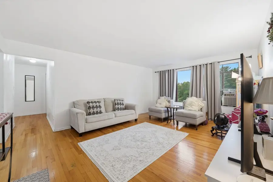 6031 N Damen Avenue #307, Chicago, IL 60659 - #2