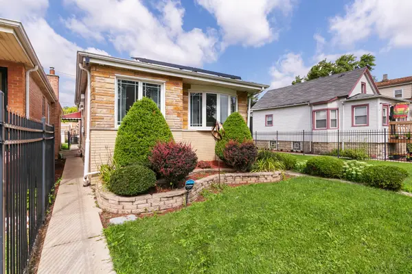 9010 S Parnell Avenue, Chicago, IL 60620
