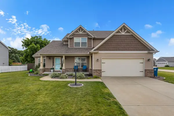3001 Applewood Drive, Monticello, IL 61856