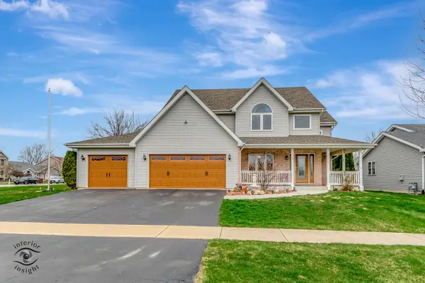 319 Mallards Cove, Beecher, IL 60401
