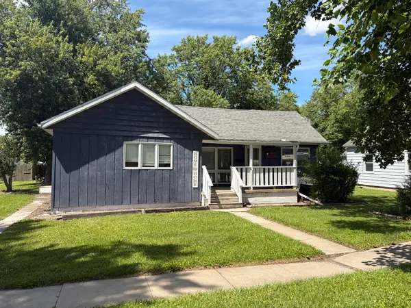 416 E Seventh Street, Minonk, IL 61760