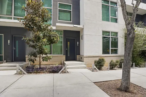 425 W Beech Street #107, San Diego,  92101