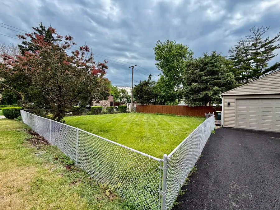 2854 Pearl Avenue, Melrose Park, IL 60164 - #3