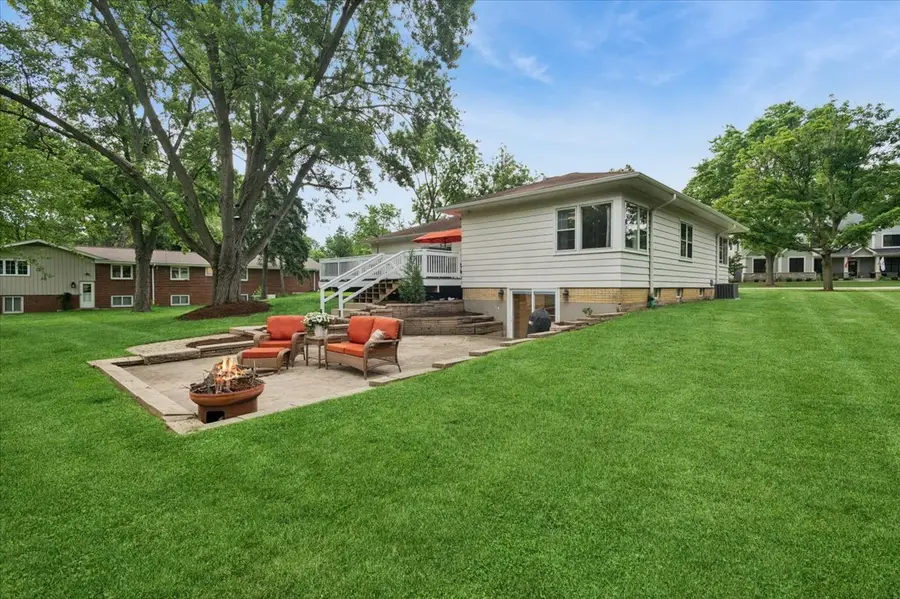 1308 W 53rd Place, La Grange Highlands, IL 60525 - #3