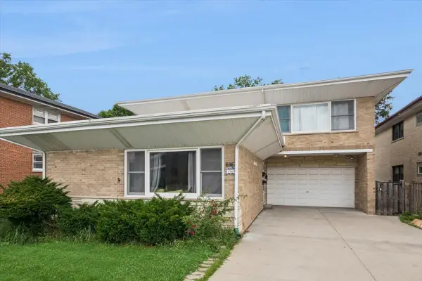 1465 N Northwest Highway, Park Ridge, IL 60068