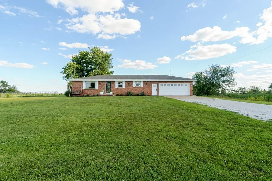 1177 County Road 250 Road N, Deer Creek, IL 61733 - #2