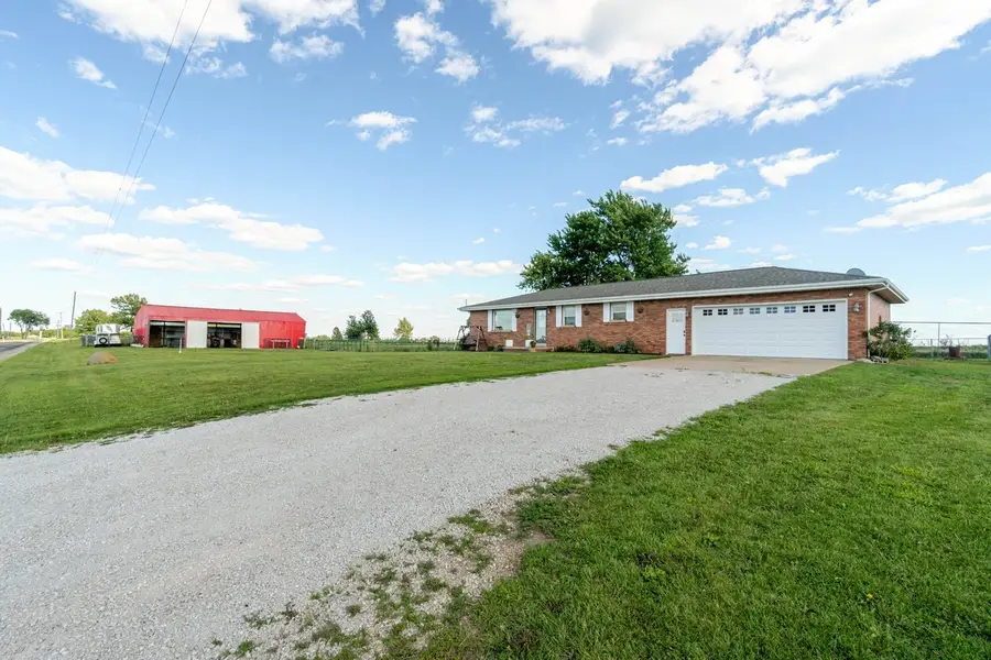 1177 County Road 250 Road N, Deer Creek, IL 61733 - #3