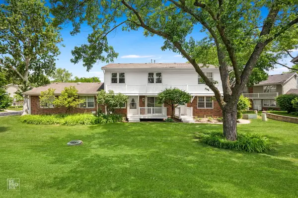 322 Fairchild Court #B, Bloomingdale, IL 60108