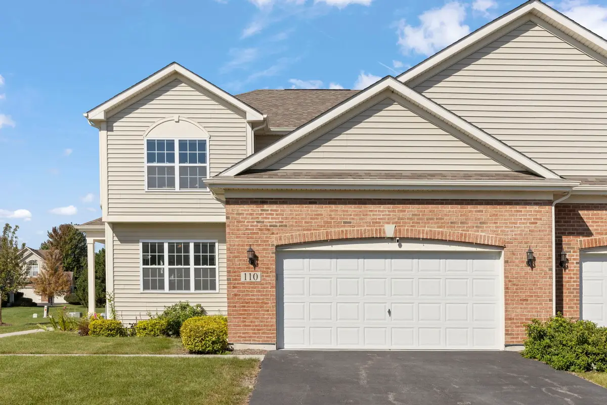 110 Easton Drive, Gilberts, IL 60136 - #1