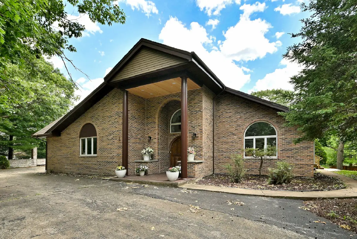 8951 W 99th Street, Palos Hills, IL 60465 - #1