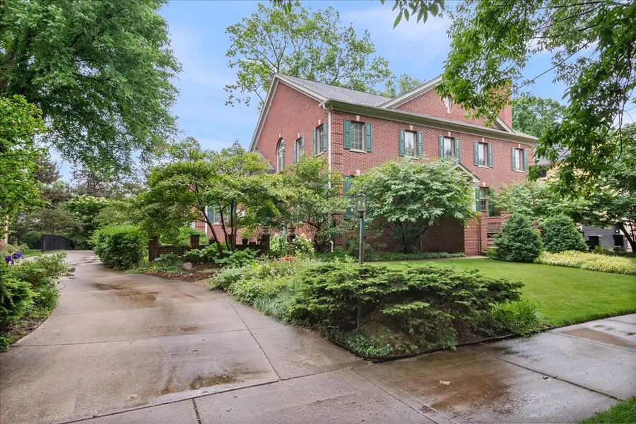 9035 Keystone Avenue, Skokie, IL 60076 - #2