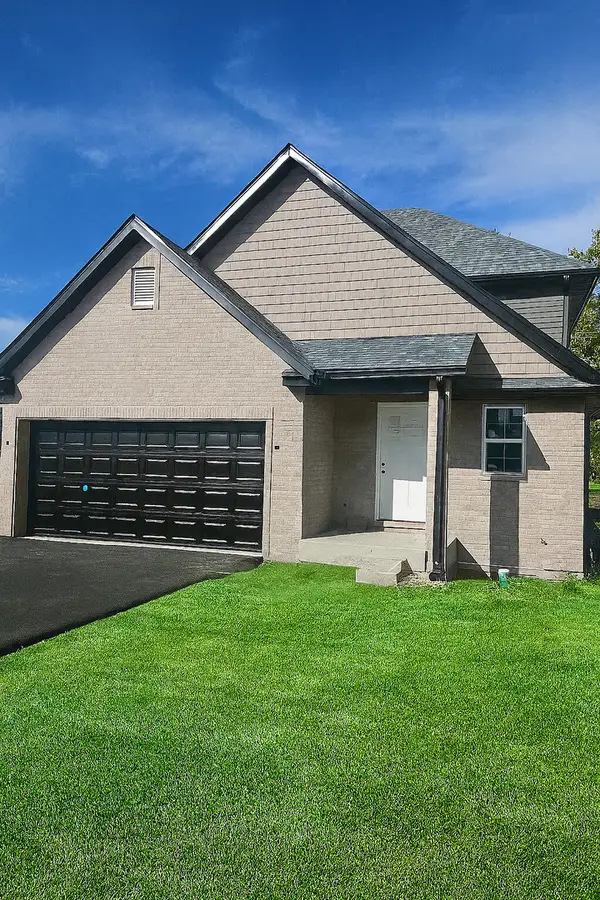 738 E 155th Street, Phoenix, IL 60426