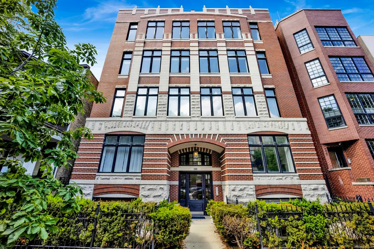 540 W Oakdale Avenue W #3W, Chicago, IL 60657 - #1