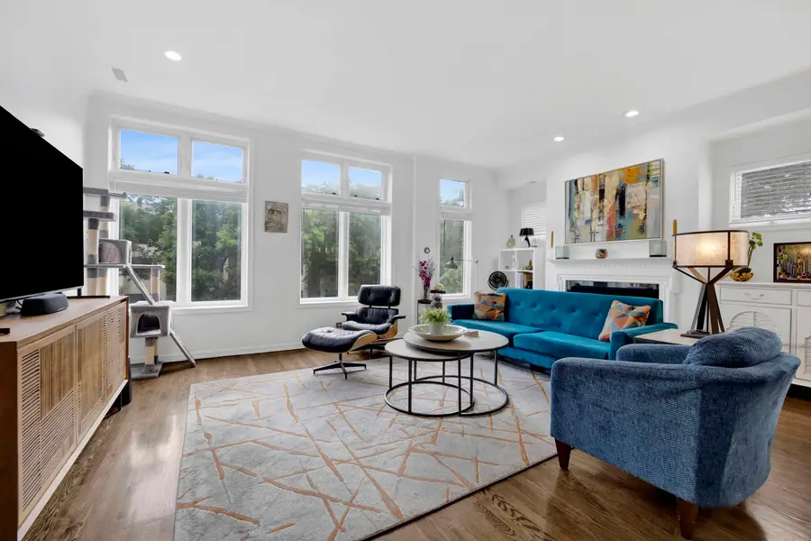 540 W Oakdale Avenue W #3W, Chicago, IL 60657 - #3