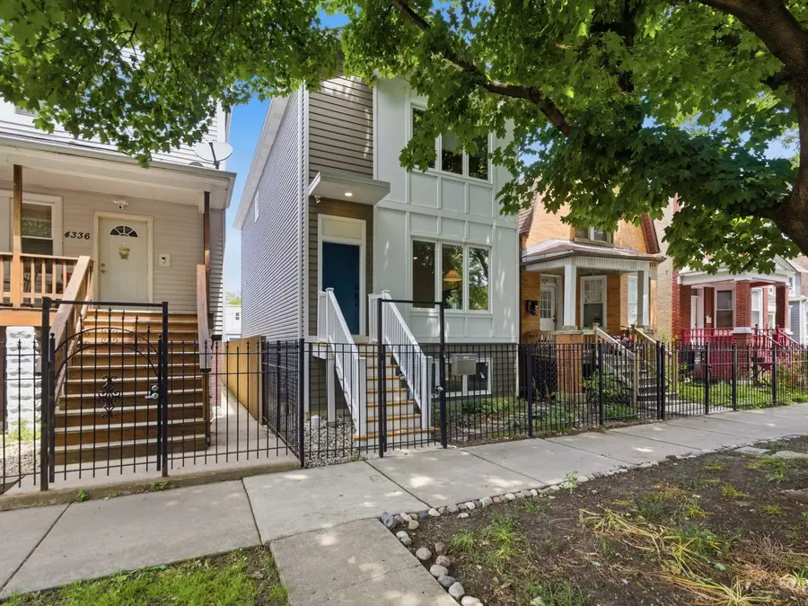 4334 W Shakespeare Avenue, Chicago, IL 60639 - #2