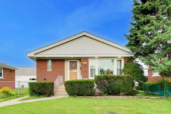 8048 N Oketo Avenue, Niles, IL 60714