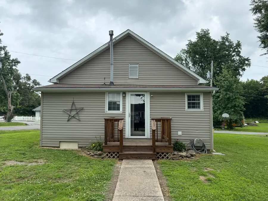 78 Academy Street, Eldorado, IL 62930 - #2