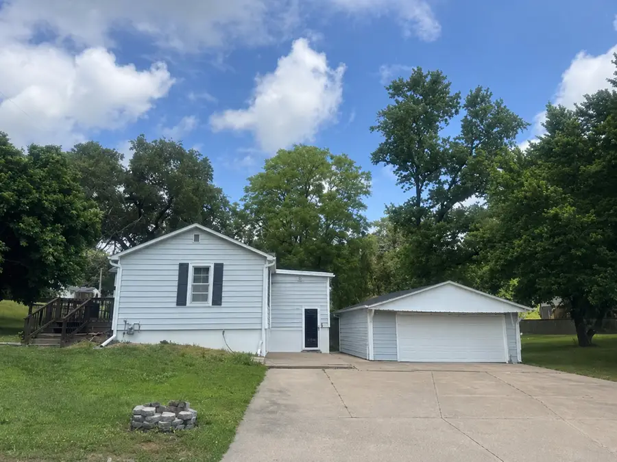 1208 SW 3rd Avenue, Aledo, IL 61231 - #3