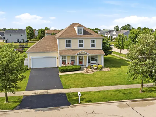 305 Shadow Wood Drive, Yorkville, IL 60560