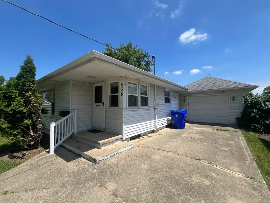 538 Dwight Street, Kewanee, IL 61443 - #2