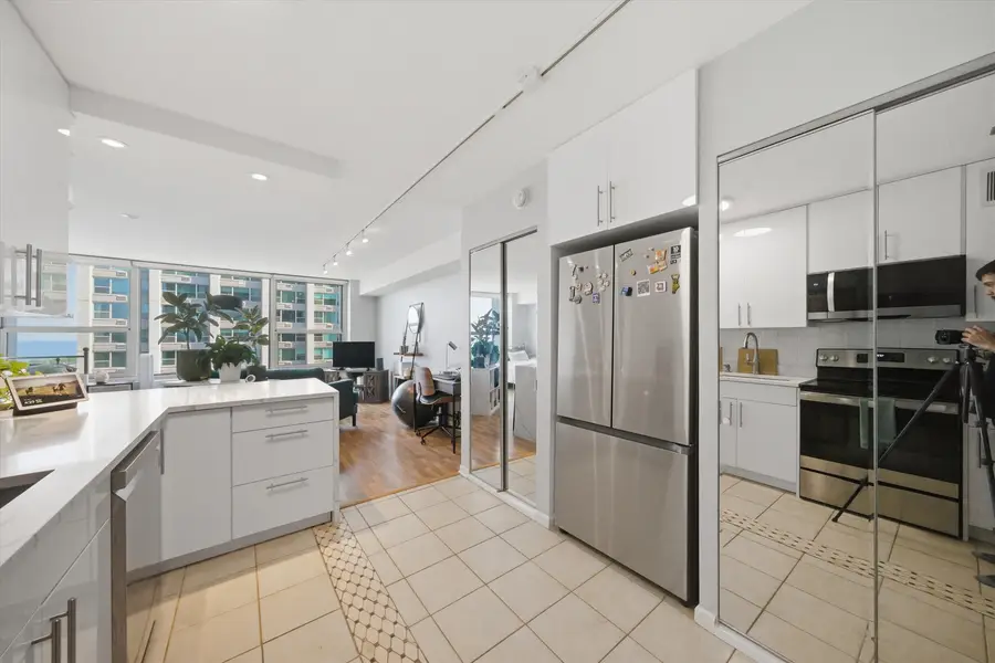 3600 N Lake Shore Drive #2217, Chicago, IL 60613 - #3
