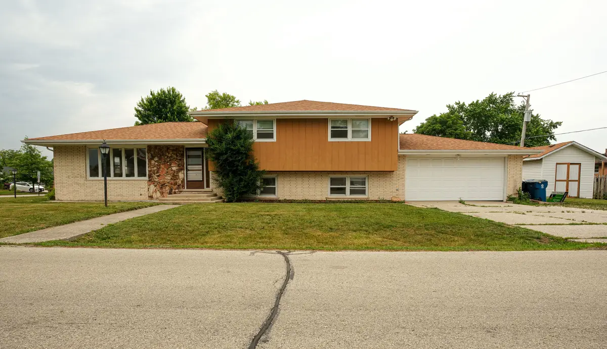 10459 S 81st Avenue, Palos Hills, IL 60465 - #1