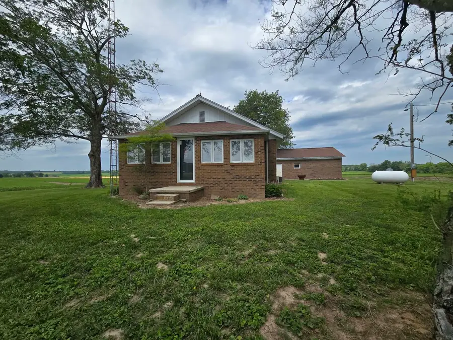 2333 County Road 800 E Road, Burnt Prairie, IL 62820 - #3