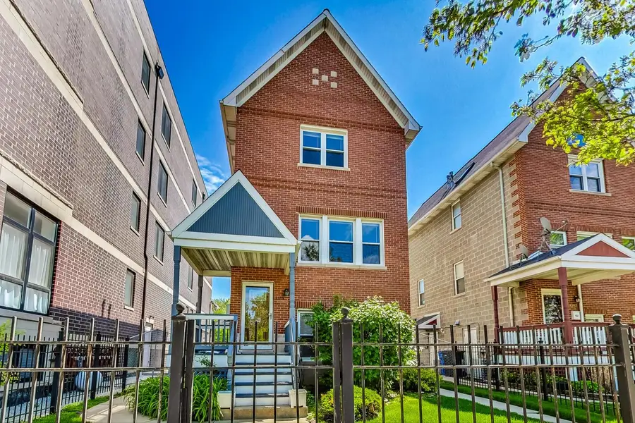 3761 S Lake Park Avenue, Chicago, IL 60653 - #3