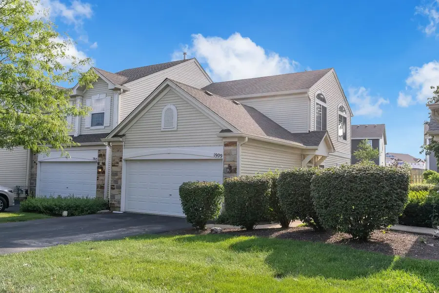 1909 Misty Ridge Lane #1909, Aurora, IL 60503 - #3