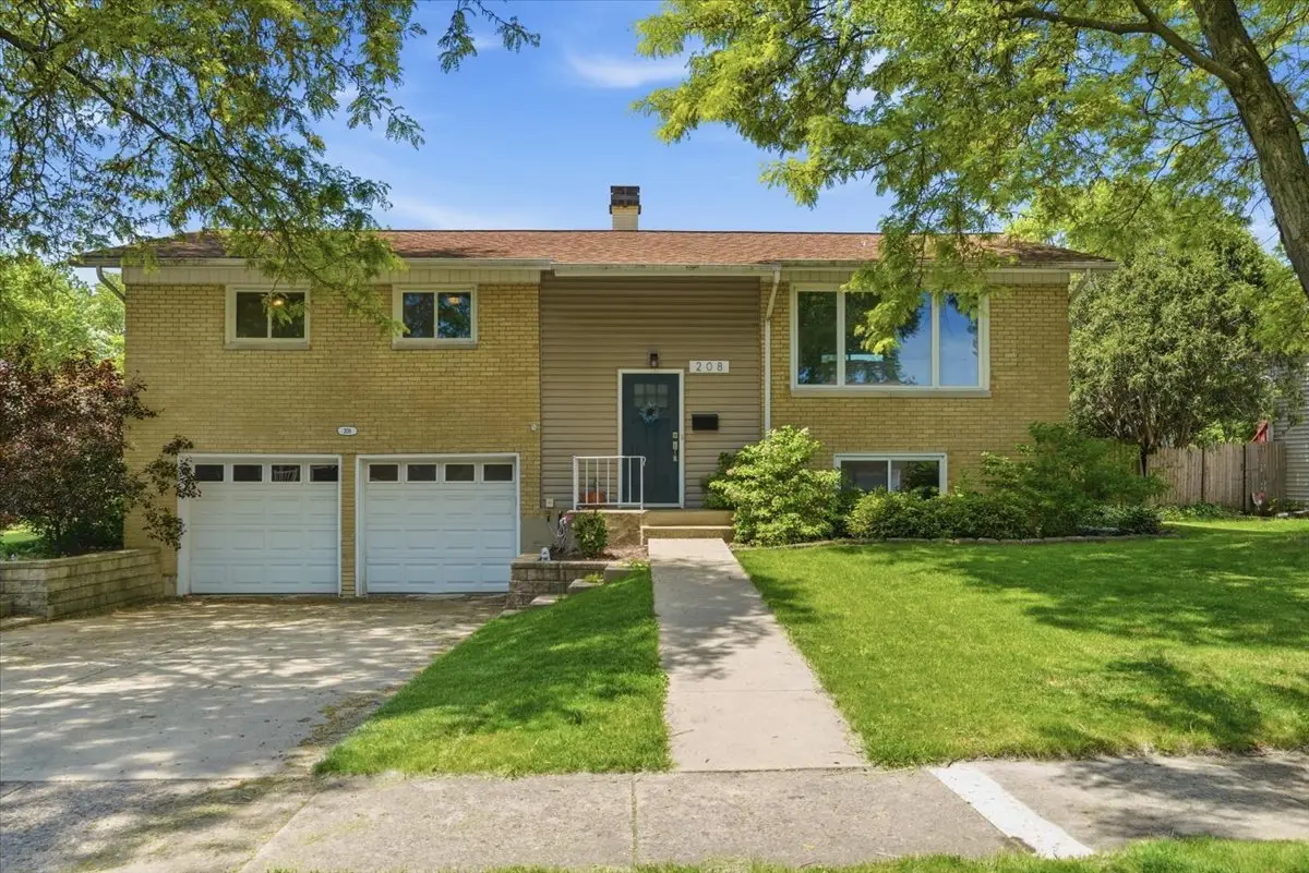 208 N Flake Drive, Palatine, IL 60074 - #1