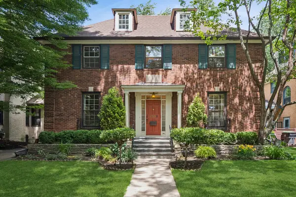 Address Withheld By Seller, Evanston, IL 60201