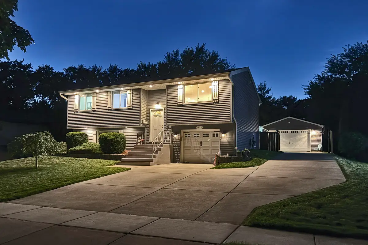 1328 Cabot Lane, Schaumburg, IL 60193 - #1