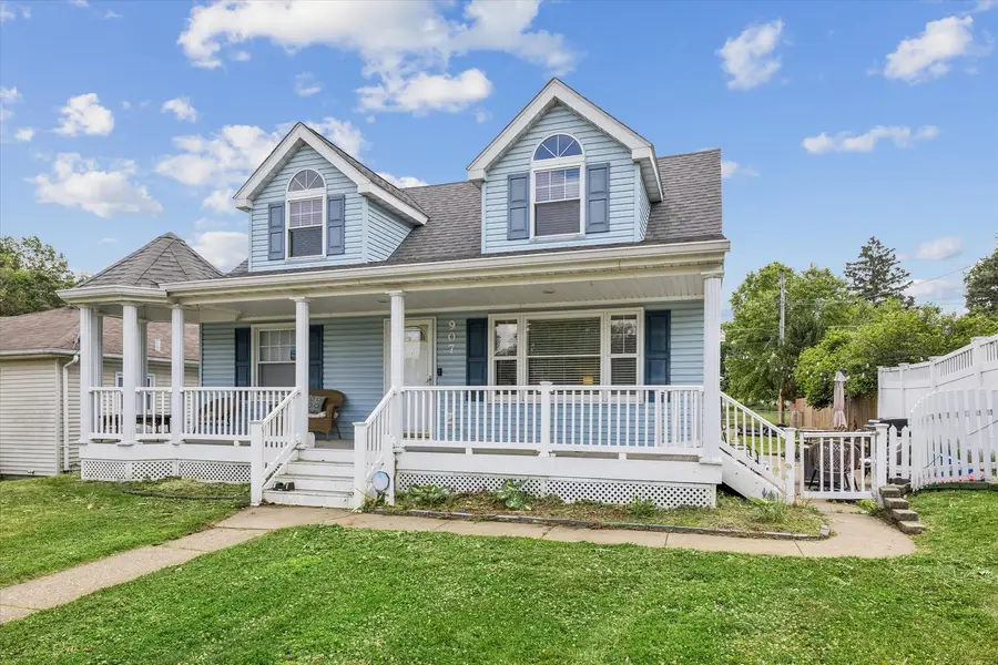 907 W Rusholme Street, Davenport, IA 52804 - #2