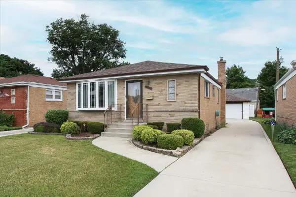 3705 Sarah Street, Franklin Park, IL 60131