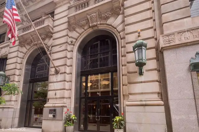 212 W Washington Street #1706, Chicago, IL 60606 - #2