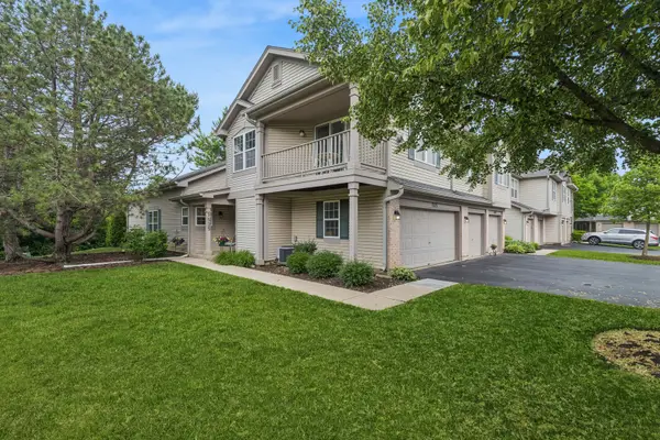 1535 Auburn Lane, Gurnee, IL 60031