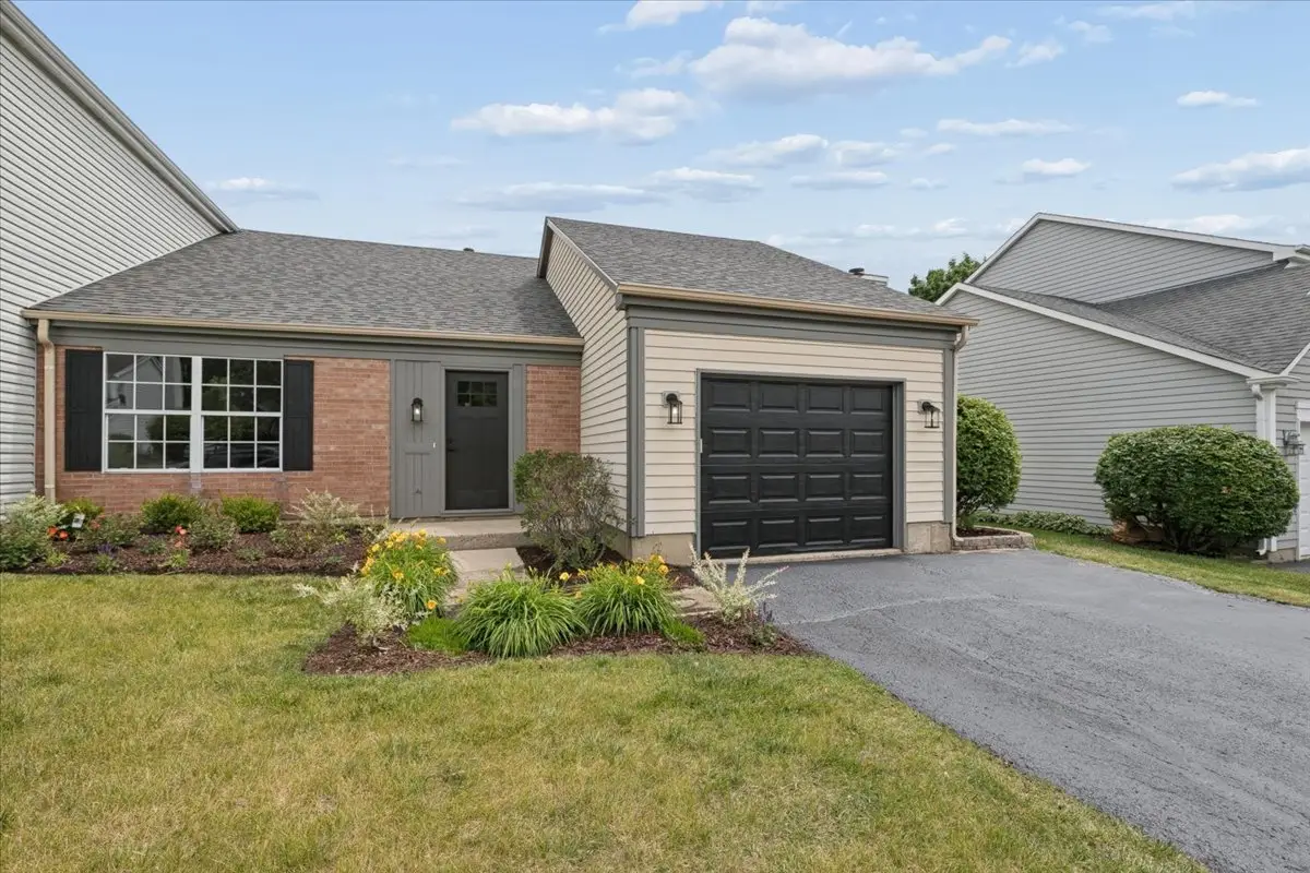 201 Bingham Circle, Mundelein, IL 60060 - #1
