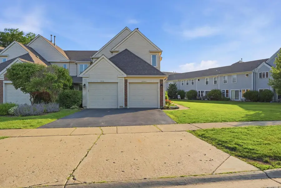 304 University Lane #A, Elk Grove Village, IL 60007 - #2