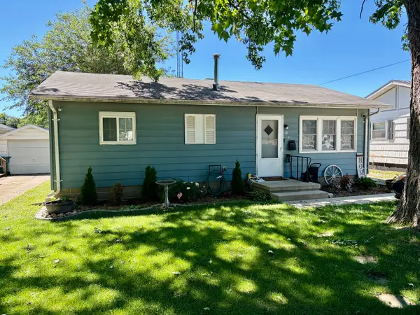 105 S Miller Street, Clinton, IL 61727
