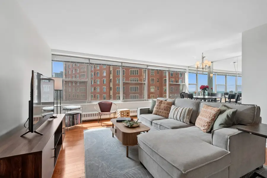3900 N Lake Shore Drive #9B, Chicago, IL 60613 - #3