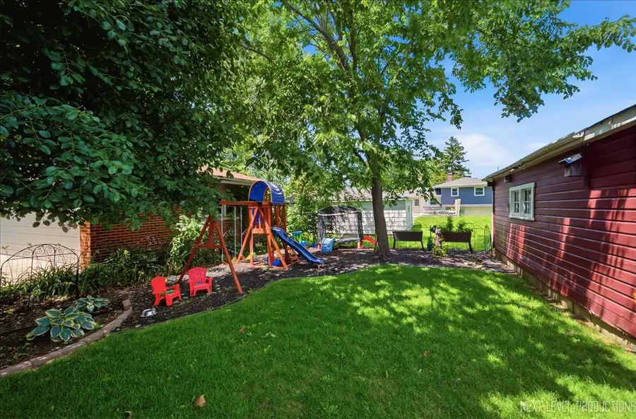 9 Ridge Road, Lemont, IL 60439 - #3