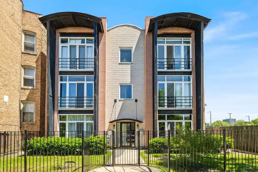 6225 S Kenwood Avenue #3S, Chicago, IL 60637 - #2