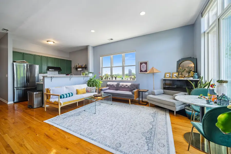 6225 S Kenwood Avenue #3S, Chicago, IL 60637 - #3